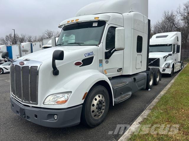 Peterbilt M579 Truck Tractor Units