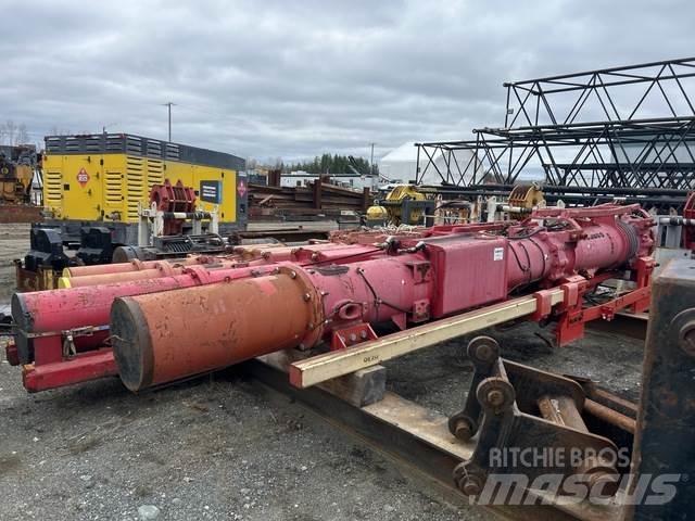  Pileco D30-32 Hydraulic pile hammers