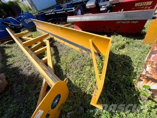  Protech LP18L Snow blades and plows