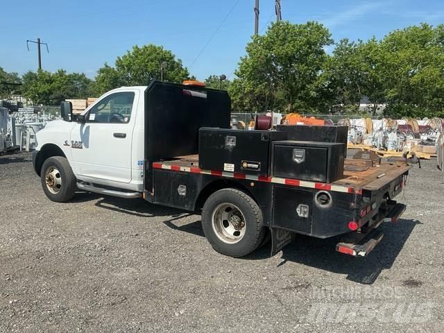 RAM 3500 Flatbed/Dropside trucks