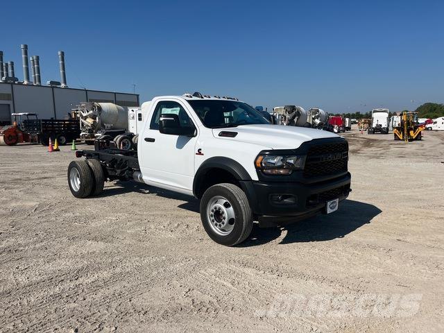 RAM 5500 Cabins and interior