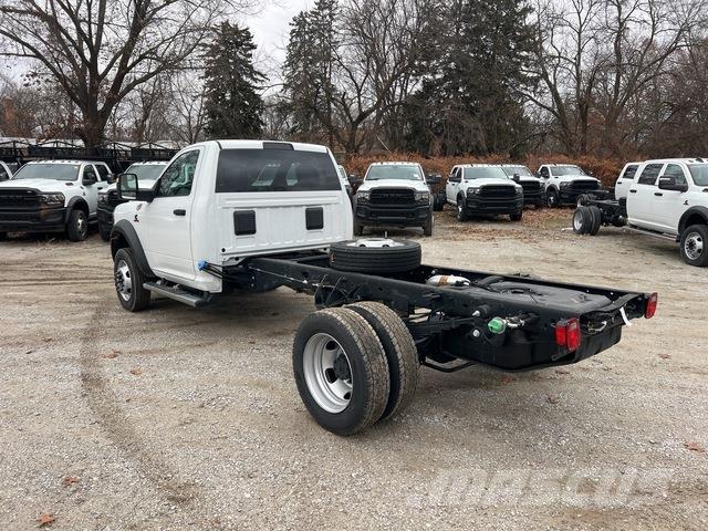 RAM 5500 Cabins and interior