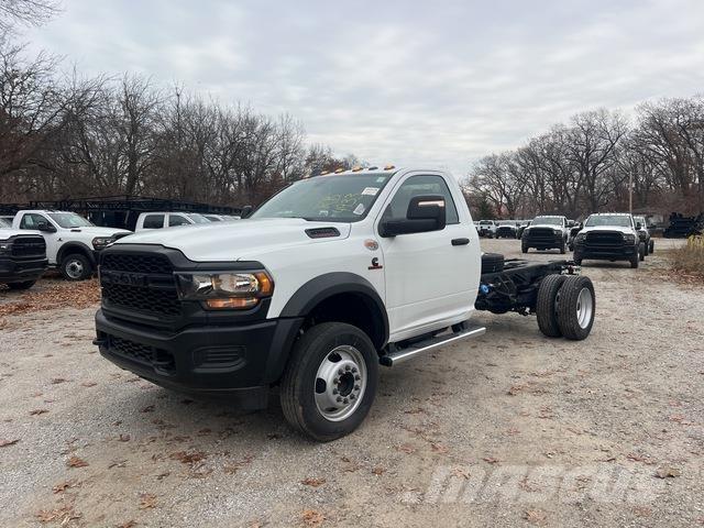 RAM 5500 Cabins and interior