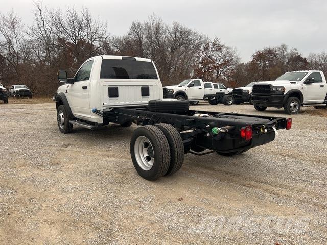 RAM 5500 Cabins and interior