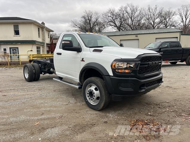 RAM 5500 Cabins and interior