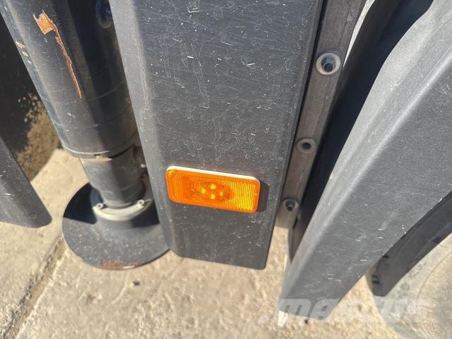 Renault C380 Crane trucks