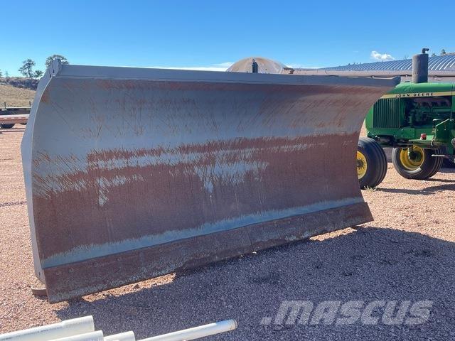  RY Ind. Snow blades and plows