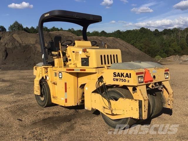 Sakai GW750-2 Pneumatic tired rollers