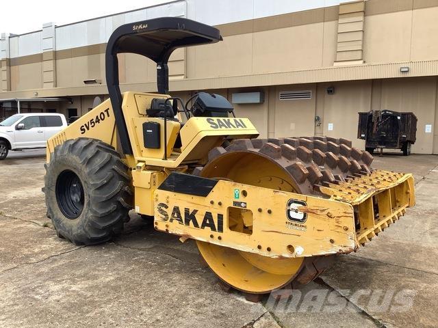 Sakai SV540T Single drum rollers