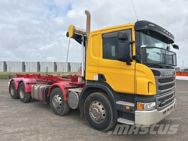 Scania P440 Hook lift trucks