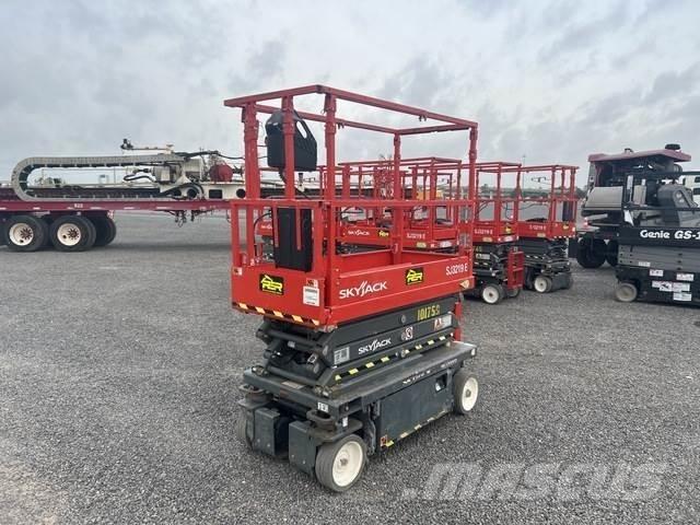 SkyJack SJ3219 Scissor lifts