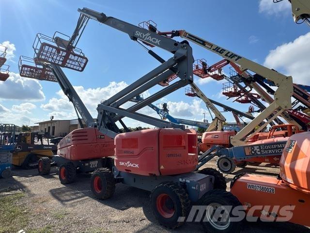 SkyJack SJ63AJ Articulated boom lifts