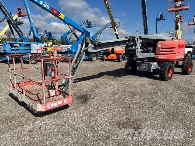 SkyJack SJ63AJ Articulated boom lifts