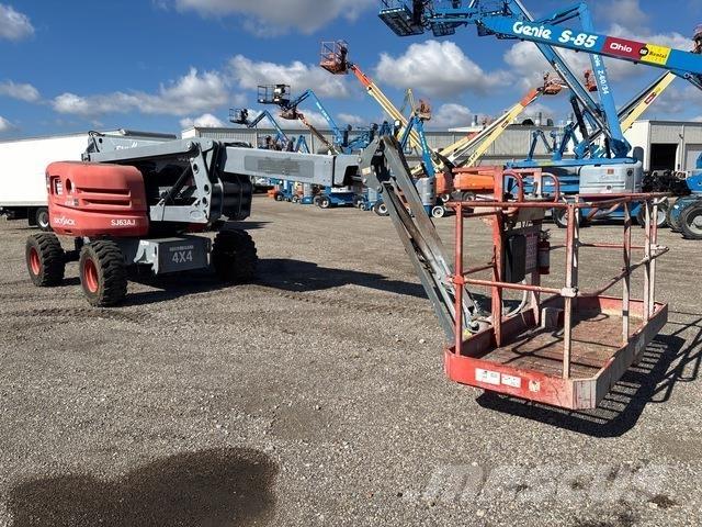SkyJack SJ63AJ Articulated boom lifts