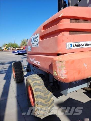 SkyJack SJ66T Telescopic boom lifts