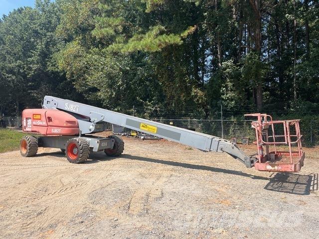 SkyJack SJ82T Telescopic boom lifts