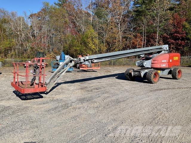 SkyJack SJ86T Telescopic boom lifts
