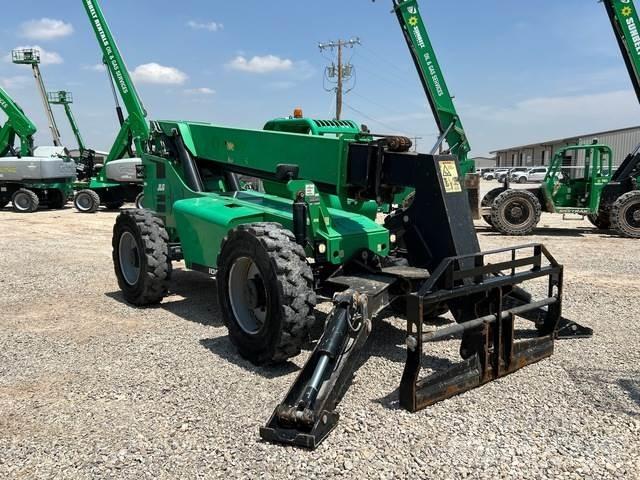 SkyTrak 10042 Telescopic handlers