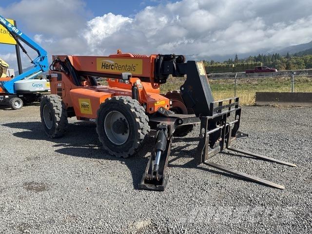 SkyTrak 10054 Telescopic handlers