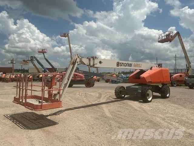 Snorkel 660SJ Telescopic boom lifts
