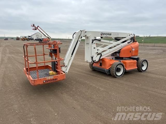 Snorkel A46JE Articulated boom lifts