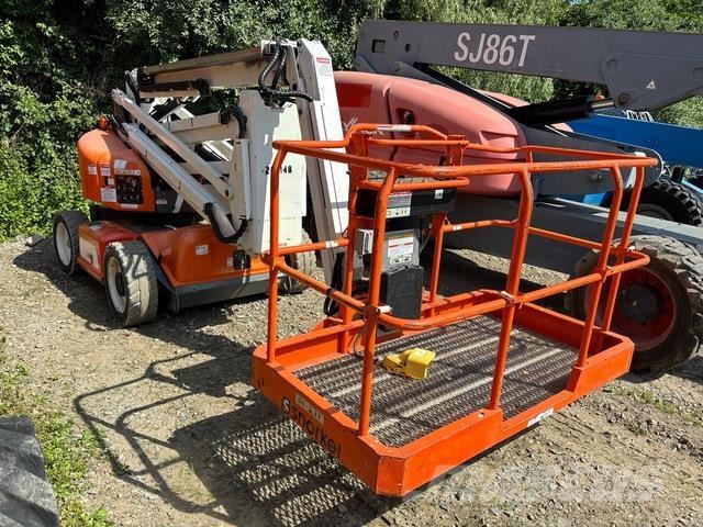 Snorkel A46JE Articulated boom lifts