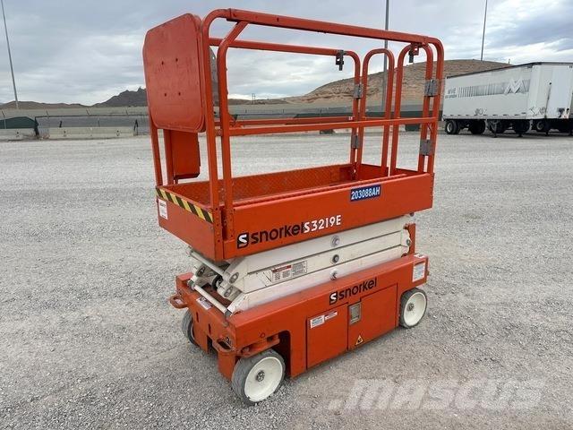 Snorkel S3219E Scissor lifts