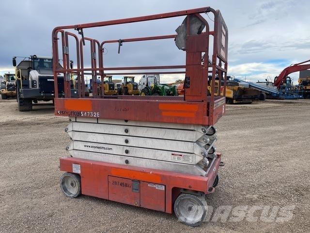 Snorkel S4732E Scissor lifts