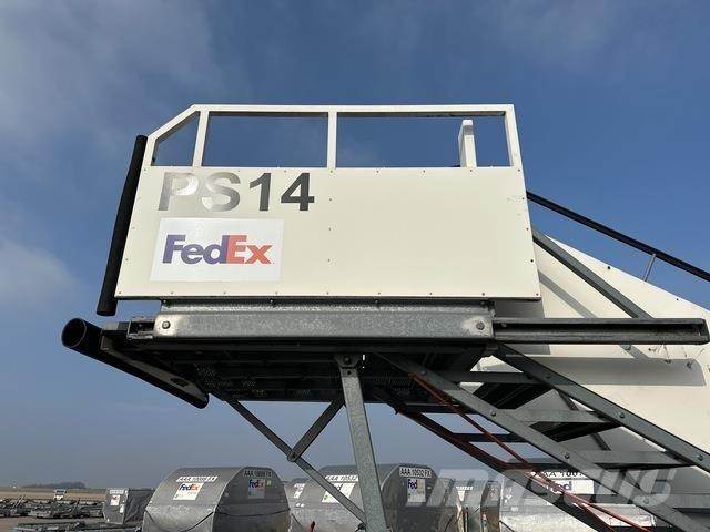  SPS PT-15-2 Airport equipment