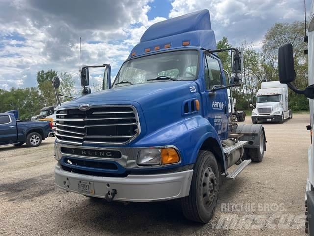 Sterling A9500 Truck Tractor Units