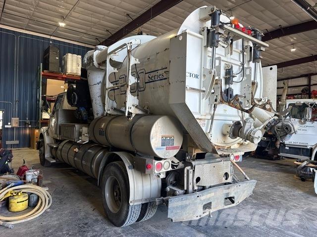 Sterling L7500 Sewage disposal Trucks
