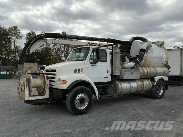 Sterling L7501 Sewage disposal Trucks