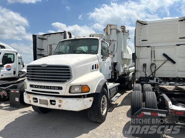 Sterling L9500 Sewage disposal Trucks