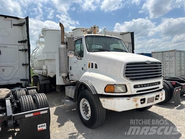 Sterling L9500 Sewage disposal Trucks