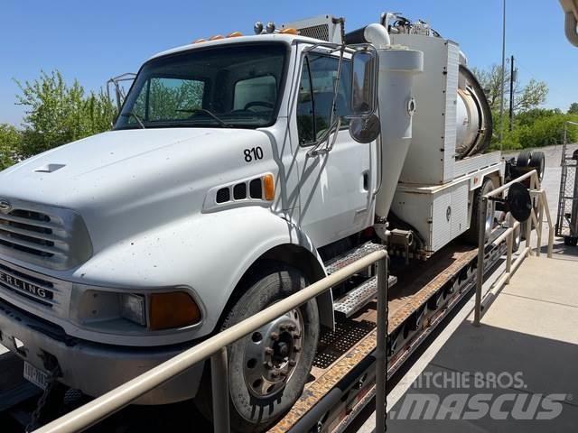 Sterling M7500 Sewage disposal Trucks