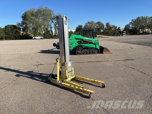 Sumner 2118 Winches, hoists and material lifts