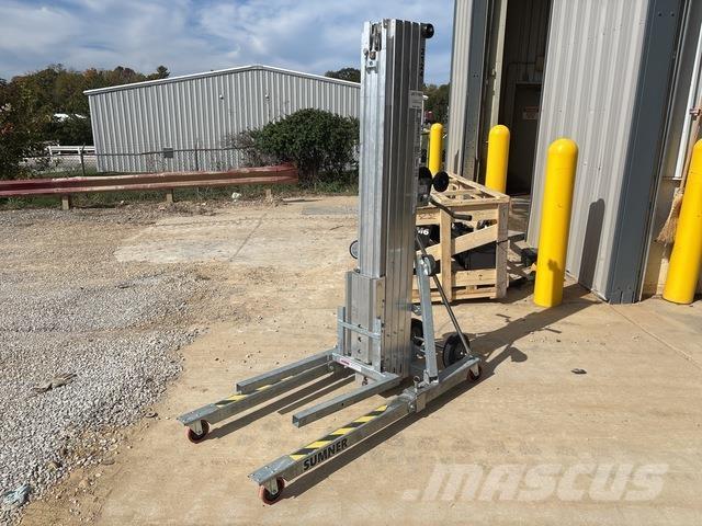 Sumner 2124 Winches, hoists and material lifts