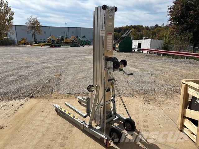 Sumner 2124 Winches, hoists and material lifts