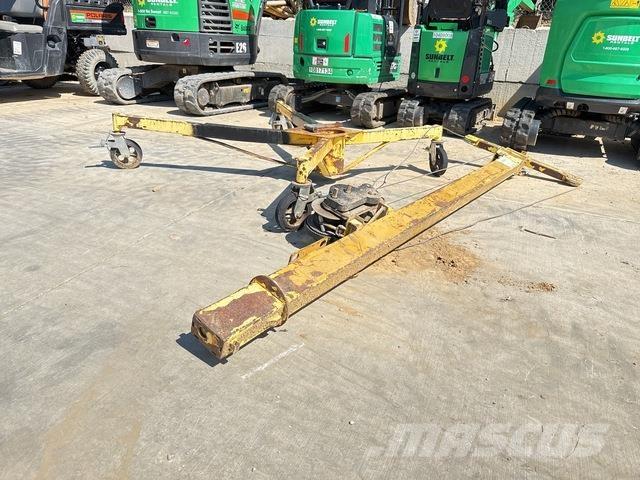 Sumner R250 Winches, hoists and material lifts