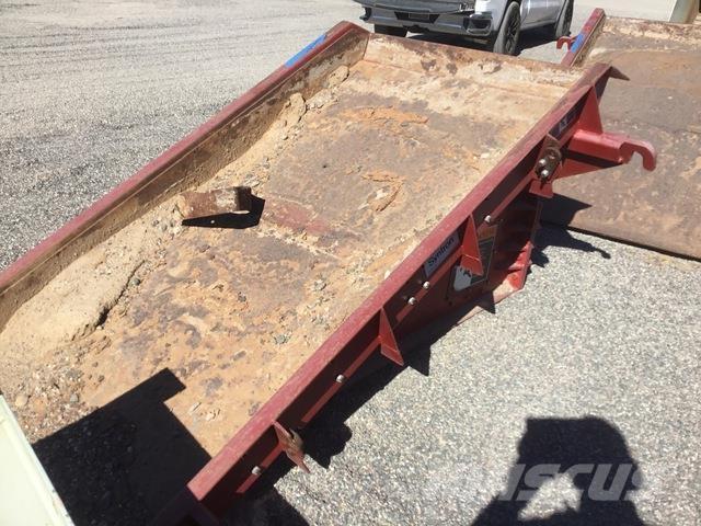  Syntron MF400 Feeders