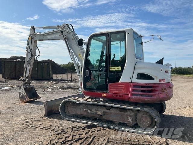 Takeuchi TB290 Crawler excavators