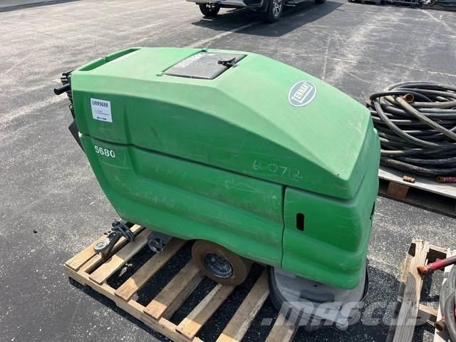 Tennant 5680 Indoor sweepers