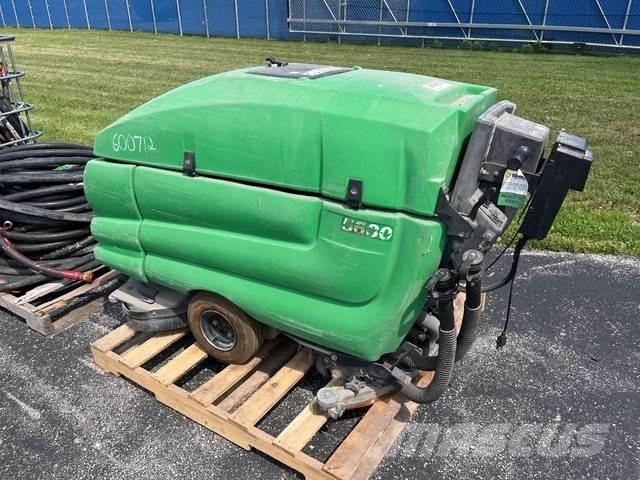 Tennant 5680 Indoor sweepers