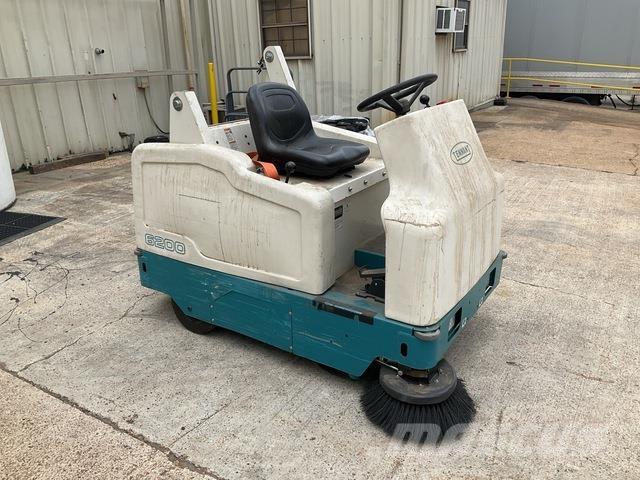 Tennant 6200 Indoor sweepers