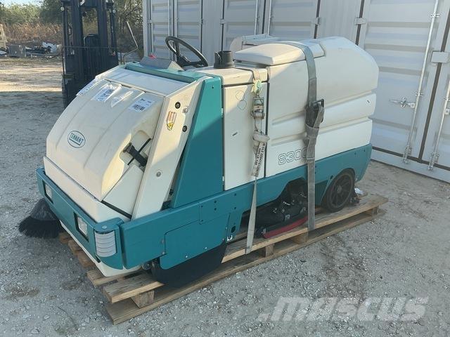 Tennant 8300 Scrubber dryers