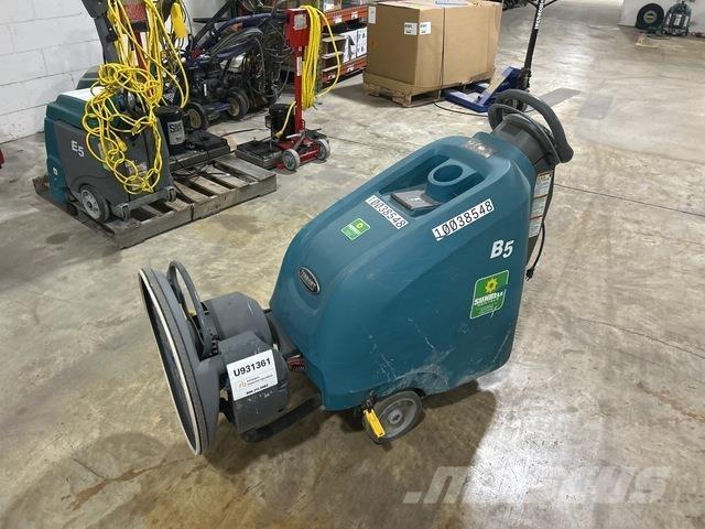 Tennant B5 Indoor sweepers