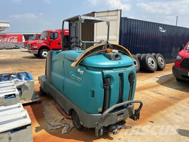 Tennant M17 Indoor sweepers