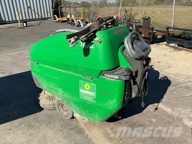 Tennant T600E Scrubber dryers