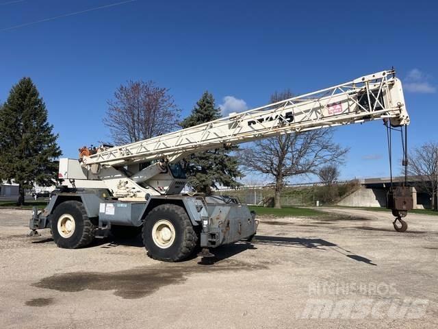 Terex RT335 Rough terrain cranes