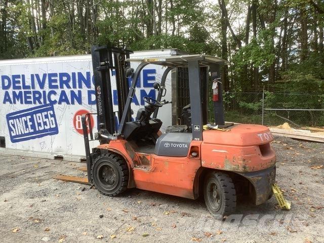 Toyota 7DFU35 Other